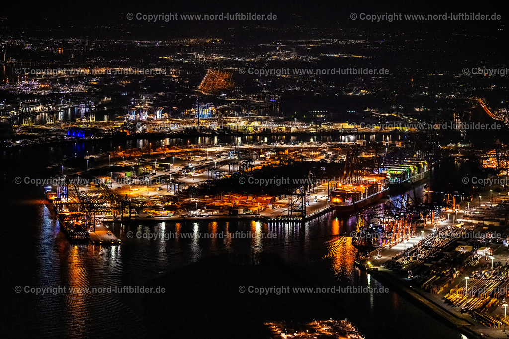 Hamburg_Buchardkai_Eurogate_Nachtaufnahme_ELS_5999060325 | HAMBURG 06.03.2025 Nacht- Lichter und Beleuchtung Container Terminal HHLA Burchardkai und Container Terminal Eurogate am Hamburger Hafen in Hamburg. Weiterführende Informationen bei: EUROGATE GmbH &amp; Co. KGaA, KG,  HPA Hamburg Port Authority,  Hamburger Hafen und Logistik Aktiengesellschaft. // Night lights and lighting Container Terminal HHLA Burchardkai and Container Terminal Eurogate at the Port of Hamburg in Hamburg. Further information at: EUROGATE GmbH &amp; Co. KGaA, KG,  HPA Hamburg Port Authority,  Hamburger Hafen und Logistik Aktiengesellschaft. Foto: Martin Elsen