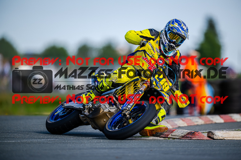 MaZZes_FotoMatrix_220903_4295 | S2