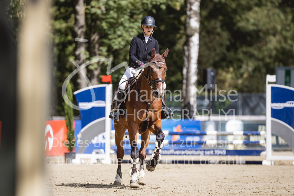 230826_Delbrueck_Stil-E-752 | Deine schönsten Turniermomente als professionelle Fotos! Entdecke hochwertige Pferdesport-Fotografie im Online-Shop. Jetzt Fotos finden & bestellen!