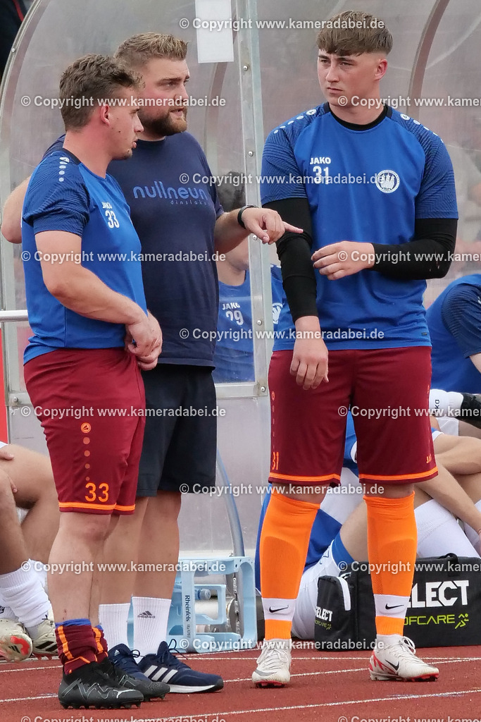 Fußball : Testspiel : SuS 09 Dinslaken - Schalke 04 U 19 am 25.07.2024 | Foto : Jochen Emde / www.kameradabei.de - Realisiert mit Pictrs.com