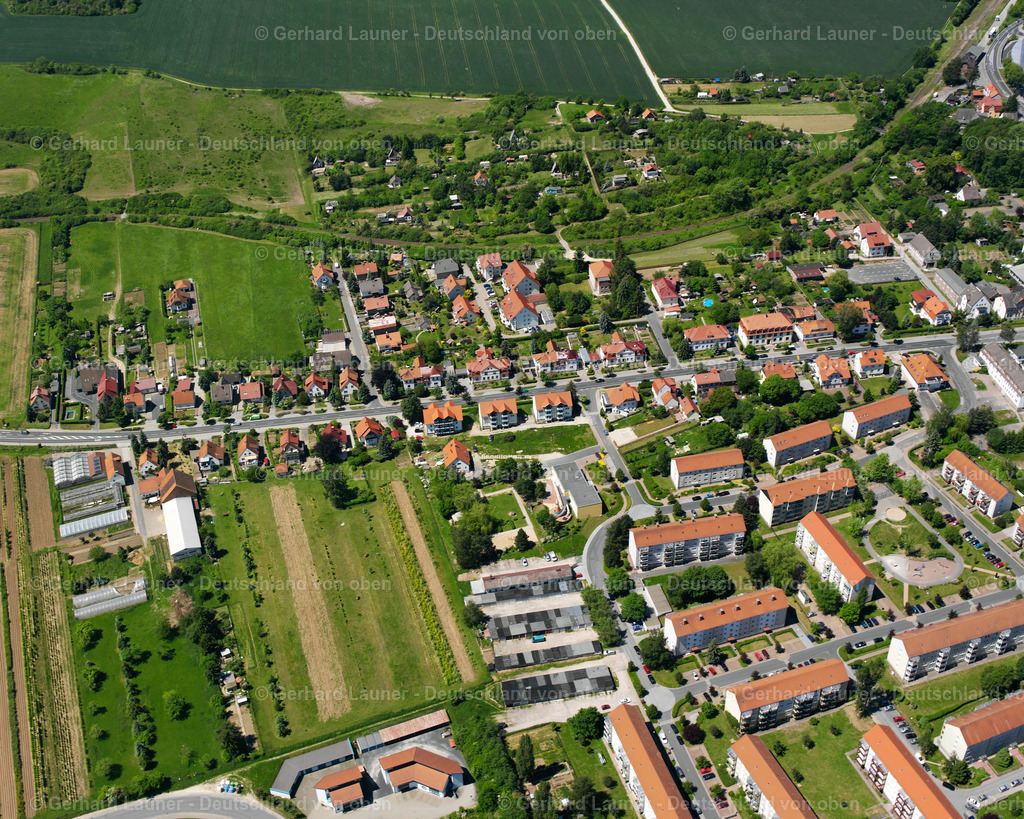 2634285 | WORBIS 09.06.2006 Wohngebiet einer Einfamilienhaus- Siedlung  in Worbis im Bundesland Thüringen, Deutschland // Single-family residential area of settlement  in Worbis in the state Thuringia, Germany Foto: Gerhard Launer