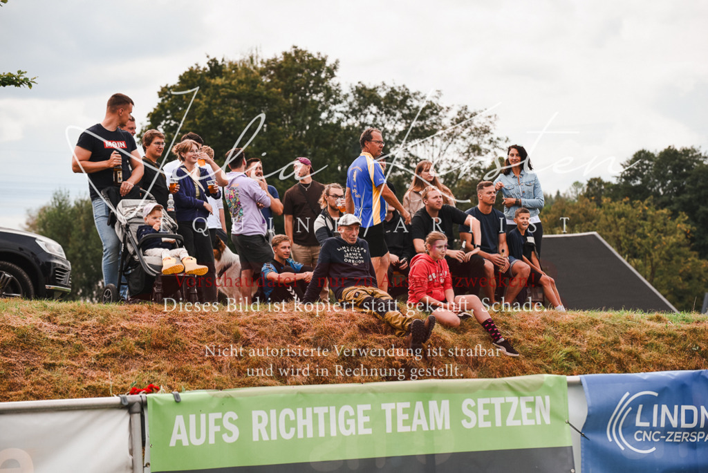 DSC_4093 | Pferde- und Turnierfotografie in Westsachsen. Pferdeportraits, Auftragszeichnungen und intuitive Kunst.