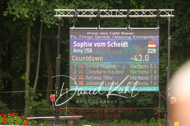 DKP45060 | Turniersportfotografie; Pferdefotografie; Dressurfotografie