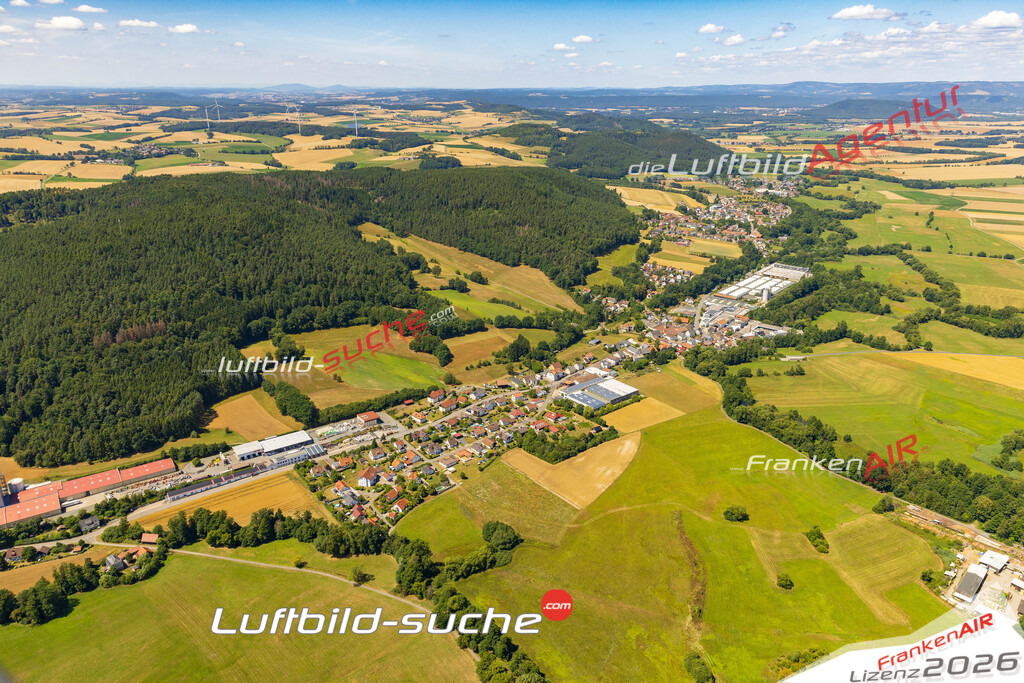 Schrägluftbild  Steinach an der Steinach  Mitwitz - Das Luftbild wurde 2025 vom UL-Flugzeug heraus erstellt ( keine Drohne ) - Hochauflösende Luftaufnahme -Nicht vergleichbar mit Google Maps oder Satelittenbilder- Die Geschenkidee !Mit Lizenz und Bildrechte bestellbar