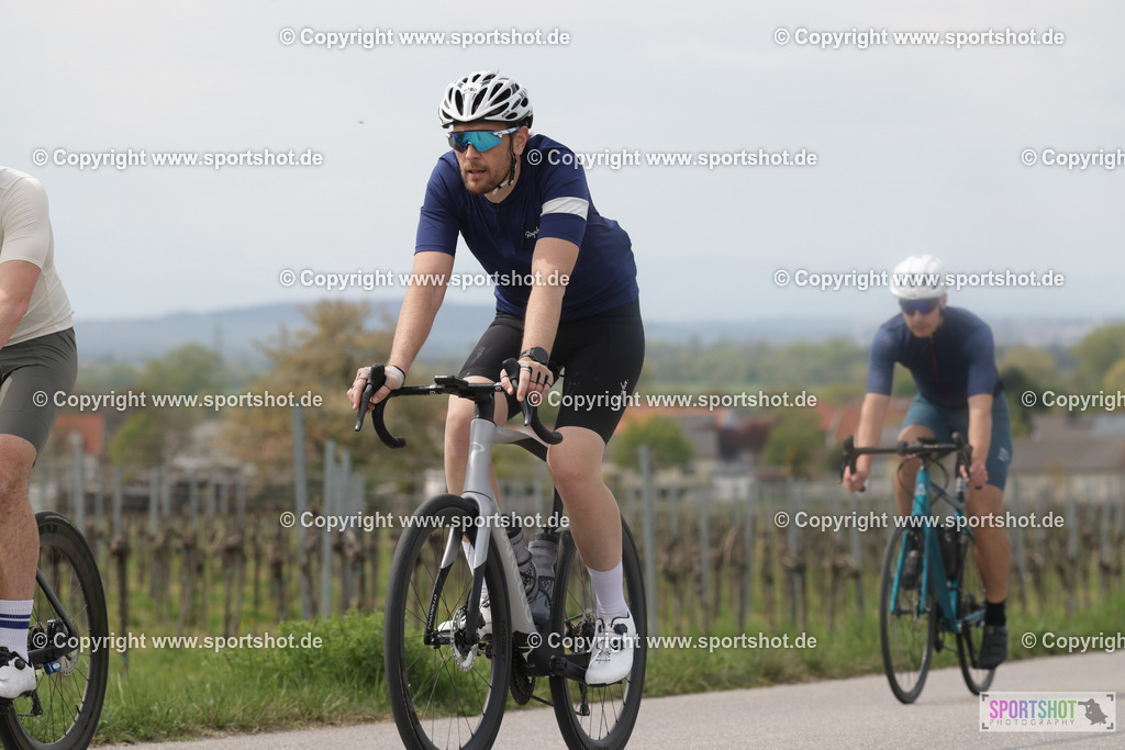 368A5422 | Neusiedlersee Radmarathon 2026@sportshot_your_pictrs #yourpictures#roadtowm2029 #nrm #neusiedlerseeradmarathon #neusiedlersee #neusiedlerseetourismus #burgenland #mörbisch #nrm26 #burgenlandtourismus #voglundco #poweredbyburgenlandtourismus #radsport #rad #marathon #ucigranfondo #visitburgenland #ucigranfondoworldseries