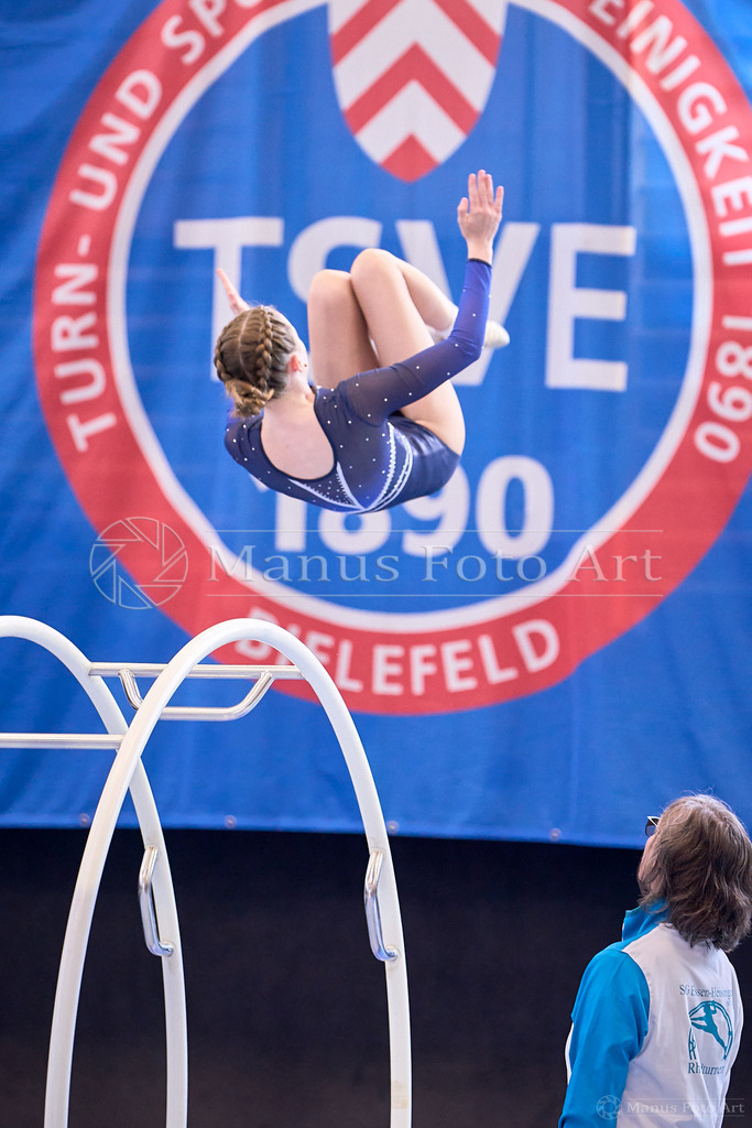 C-DSC02190 | Professionelle Sportfotografie in Hamburg, Schleswig-Holstein und Niedersachsen – spezialisiert auf Rhönrad, Geräteturnen, Leistungsturnen und rhythmische Sportgymnastik. Bundesweite Begleitung von Rhönrad-Events. Jetzt Sport-Fotos - Realisiert mit Pictrs.com