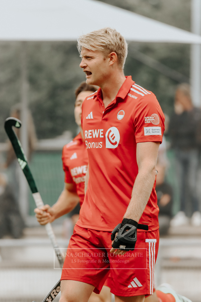 Herren_Bundesliga_02_F_RWK-UHC_21.09.25_Köln (54 von 471) | lanaschraderfotografie - Realisiert mit Pictrs.com