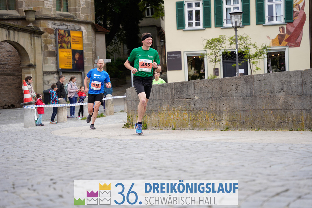 VR Bank Hauptlauf 10km | 3königslauf 2022 VR Bank Hauptlauf - Realisiert mit Pictrs.com