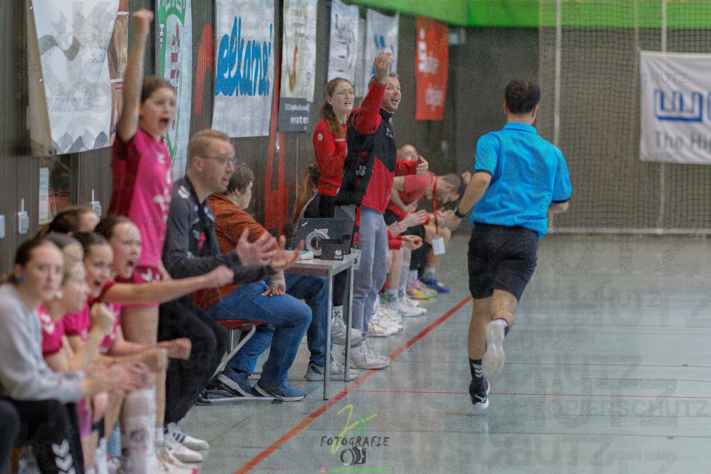 Hessenmeisterschaft wJC - Spiel um Platz 3; TuS Kriftel - SG Schenklengsfeld | Hessenmeisterschaft wJC - Spiel um Platz 3; TuS Kriftel - SG Schenklengsfeld am 22.03.2025 in Biedenkopf (Sporthalle Lahntalschule)Photo © 2025 - Jörg Heinrich - Realisiert mit Pictrs.com