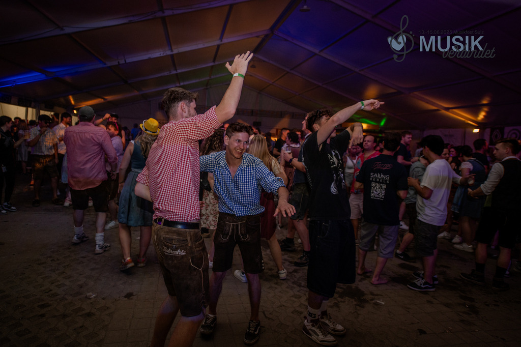 _DSC0261 | "Fussifoto.com – Ihr Ansprechpartner für hochwertige Fotografie! Entdecken Sie kreative Bilder und professionelle Dienstleistungen. Kontaktieren Sie uns für Ihre Projekte!"