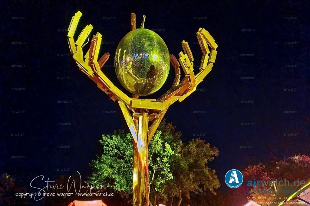 Bachblyten® Festival 2023 | Entdecken Sie atemberaubende Luftbilder und Fotografien auf airwatch.de - Tauchen Sie ein in eine Welt voller faszinierender Aufnahmen aus der Vogelperspektive.