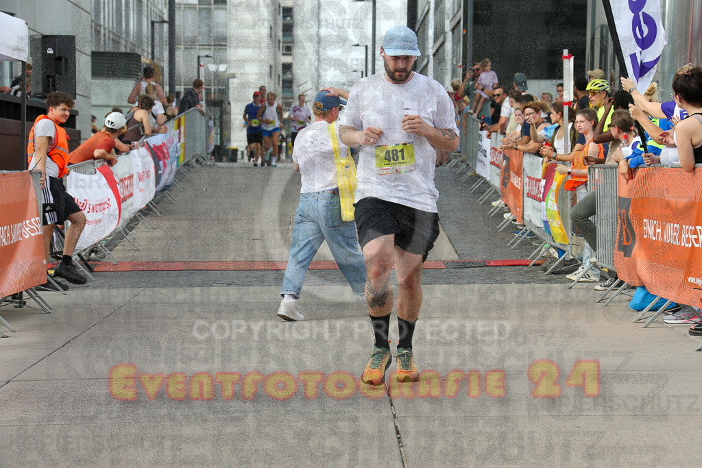 250920_1531_EX1_9758 | Sportfotografie im Rhein-Sieg Kreis, Köln, Bonn, NRW, Rheinland Pfalz, Hessen, etc. Unser Tätigkeitsfeld umfasst den Laufsport vom Volkslauf über den Marathon, Duathlon, Triathon bis zum Ultralauf wie Kölnpfad Ultra oder Schindertrail.