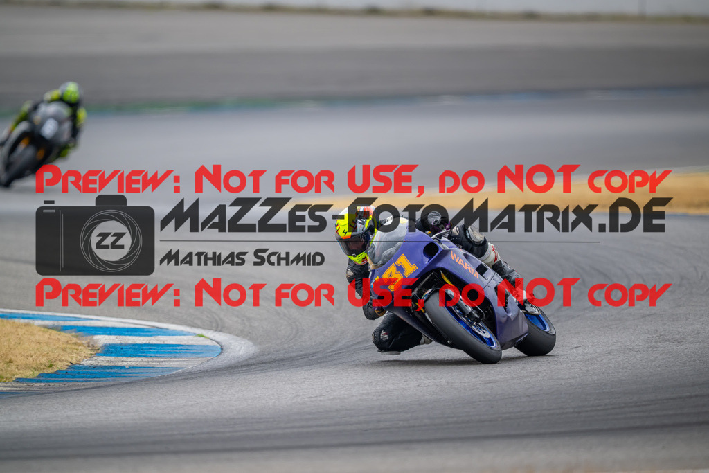MaZZes-Fotomatrix-20260809-578117 | R1