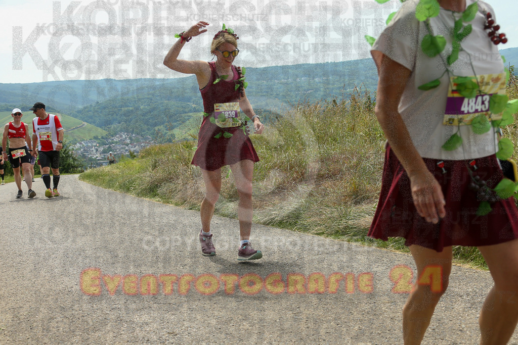 250614_1244_EX1_7781 | Sportfotografie im Rhein-Sieg Kreis, Köln, Bonn, NRW, Rheinland Pfalz, Hessen, etc. Unser Tätigkeitsfeld umfasst den Laufsport vom Volkslauf über den Marathon, Duathlon, Triathon bis zum Ultralauf wie Kölnpfad Ultra oder Schindertrail.
