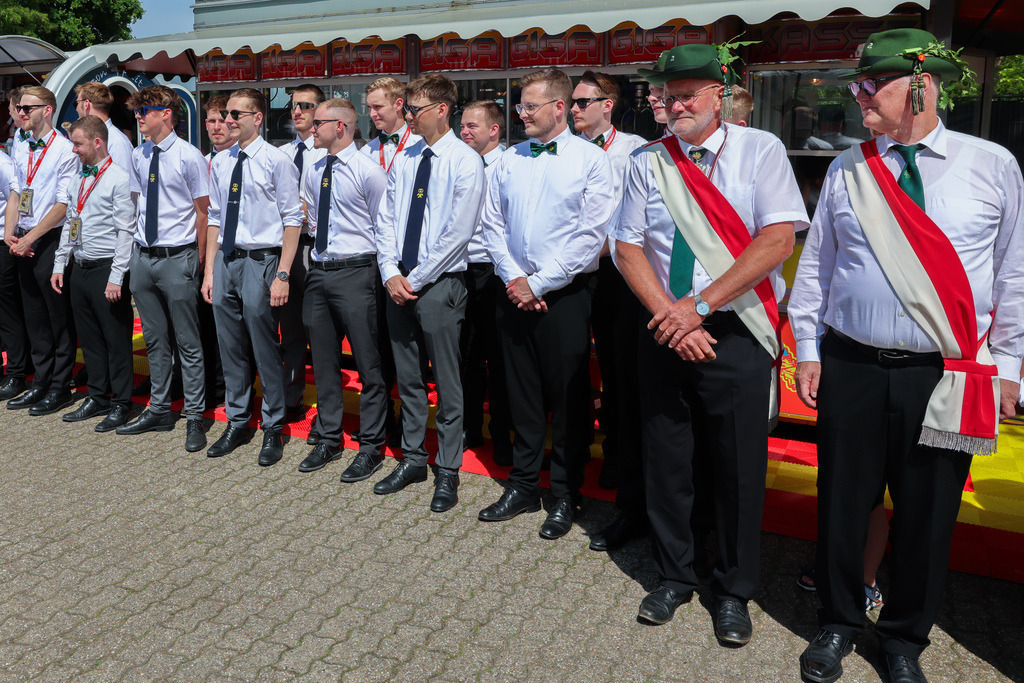 top-top.de-250531-075 | Foto, Video, Fotografie, Videografie, Fotobox, DJ, Discjockey, Musik, Musikbox, Veranstaltung, Photobooth, Amazon, Ebay, Buchtipp, Bestseller, Autor, Verlag, Buch, Wesel, Hamminkeln, NRW, Dinslaken, Rees, Drohne, Hochzeit, Party, Fotobox, Wesel, Fotograf