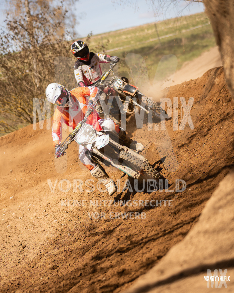 866A2882 | mxndyyvipix