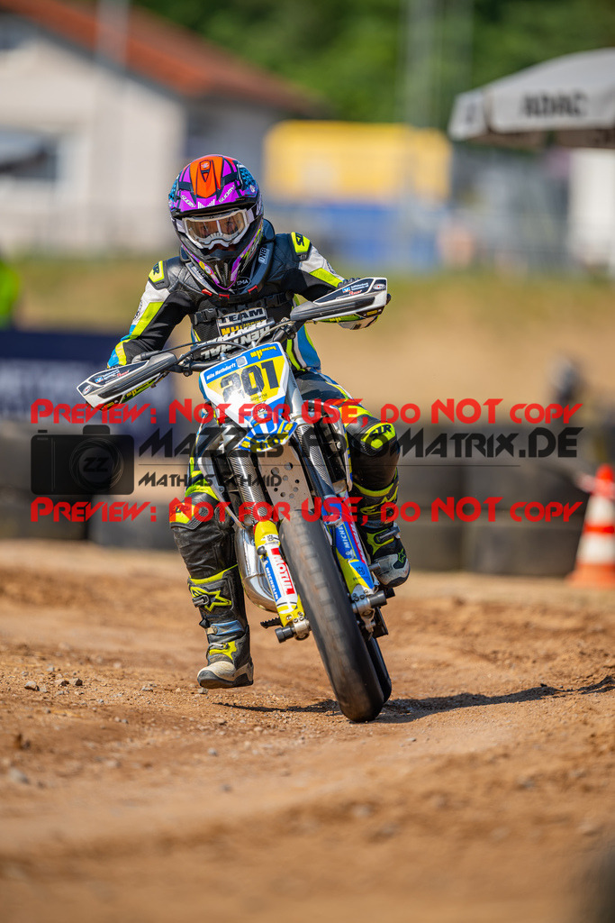 MaZZes-Fotomatrix-20260815-605346 | ROOKIES