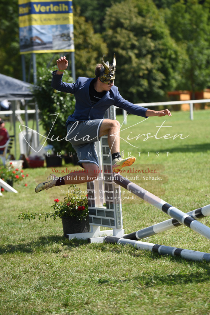 DSC_0171 | Pferde- und Turnierfotografie in Westsachsen. Pferdeportraits, Auftragszeichnungen und intuitive Kunst.