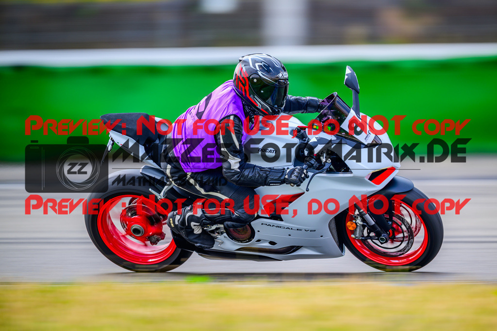 MaZZes_Fotomatrix_20250609_6007705_8405 | INST