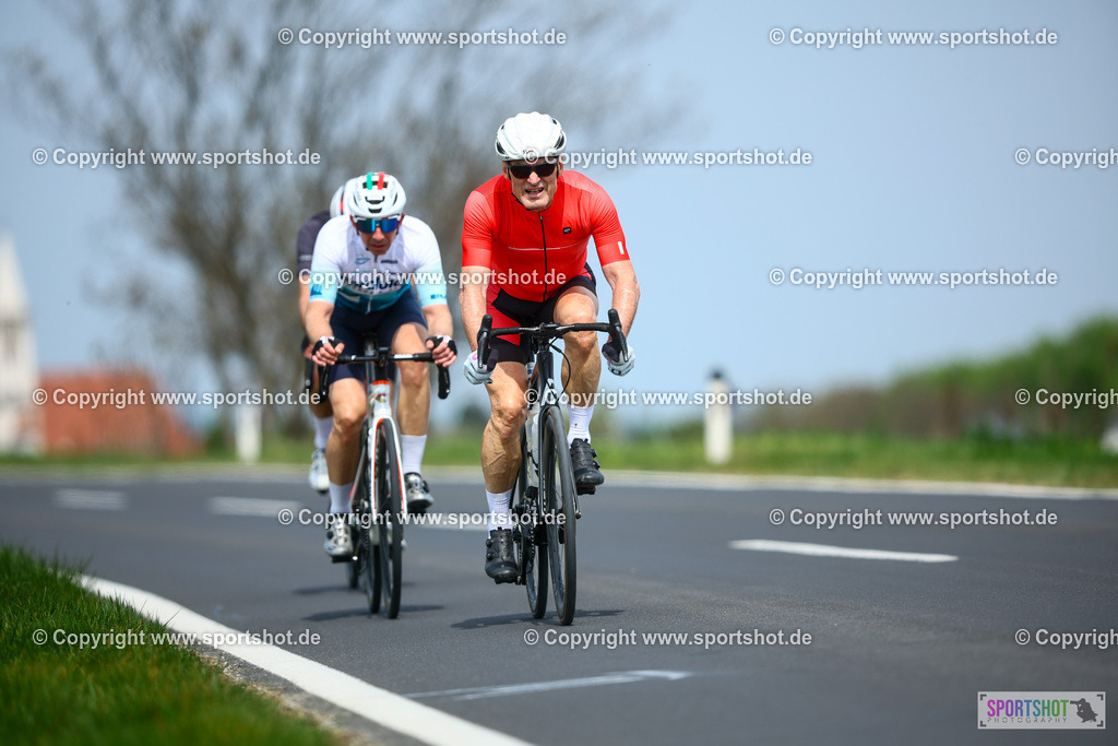 359_TRA56490 | Neusiedlersee Radmarathon 2026@sportshot_your_pictrs #yourpictures#roadtowm2029 #nrm #neusiedlerseeradmarathon #neusiedlersee #neusiedlerseetourismus #burgenland #mörbisch #nrm26 #burgenlandtourismus #voglundco #poweredbyburgenlandtourismus #radsport #rad #marathon #ucigranfondo #visitburgenland #ucigranfondoworldseries