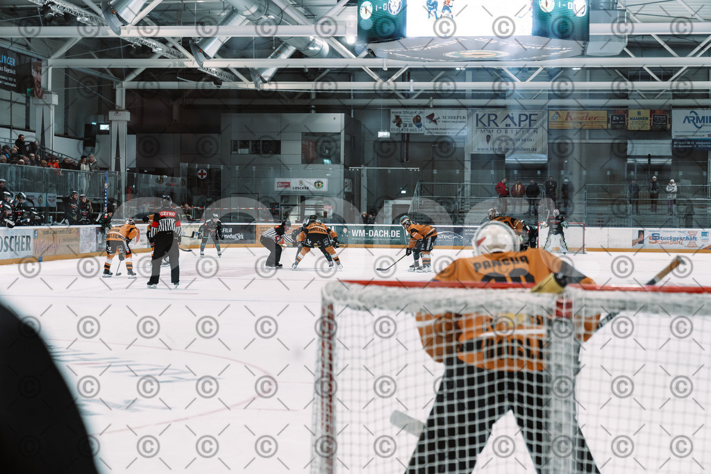 Alligators_vs_Fuessen_26.10.2025-057 | Höchstadt Alligators Fotogalerie: Eishockey-Action aus Franken. Professionelle Spielfotos, Portraits & Stadionbilder zum Download. Jetzt entdecken! - Realisiert mit Pictrs.com