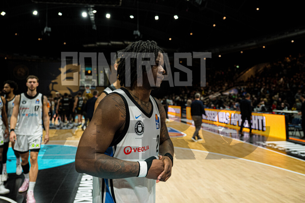 Basketball I Herren I Bundesliga I Saison 2025/2026 I 7. Spieltag I Basketball Löwen Braunschweig - Veolia Towers Hamburg | CONTRAST ZERØ MEDIA - Realisiert mit Pictrs.com