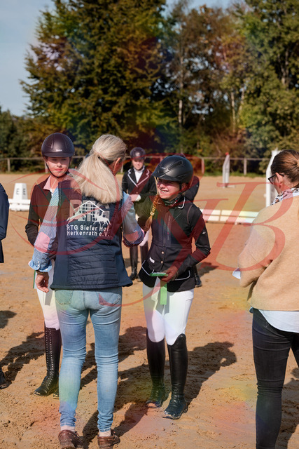 2026_10_03_Siefer-Hof_124807_Z63_58178017 | Professionelle Reitsport-, Turnier- und Eventfotografie von Robert Broda. Galerien mit ausgewählten und bearbeiteten Bildern direkt online ansehen und bestellen.