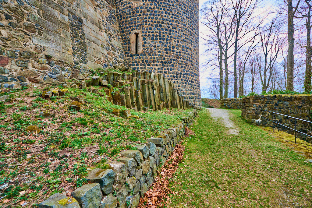 Die Burg Stolpen_ auf Basalt gebaut 03 | Bedeutsame Landschaften Deutschlands - Realisiert mit Pictrs.com