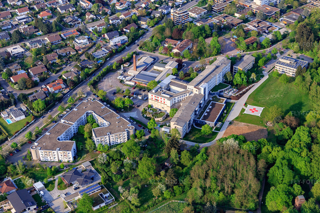 Luftbild: Klinikum Landau-Südliche Weinstraße GmbH - Klinikum Landau in Landau in der Pfalz im Bundesland Rheinland-Pfalz in Deutschland. Foto: IMG_106703.jpg vom 21.04.2018 durch Werner Riehm/FLY-FOTO.deWWW.KLINIKUM-LD-SUEW.DE
