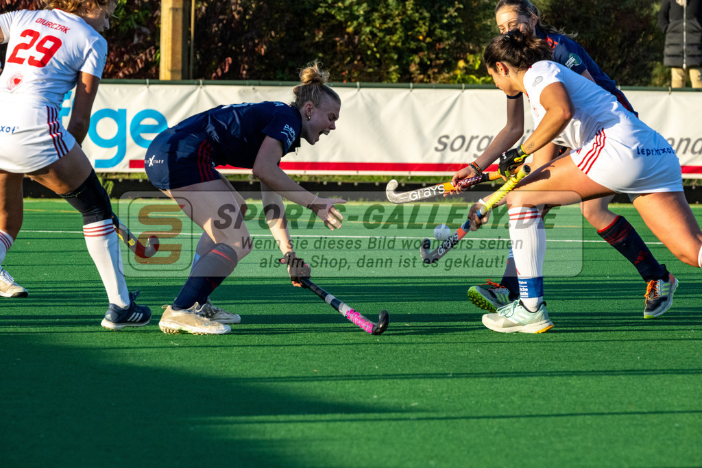 BHC Damen - DHC 3-4 3.11.24 SG-1534 | Hockey,Sport,Fieldhockey,1.Bundesliga,2.Bundesliga,Sportfotografie,Shop,Sportphotography,Feldhockey,Hockeyliga