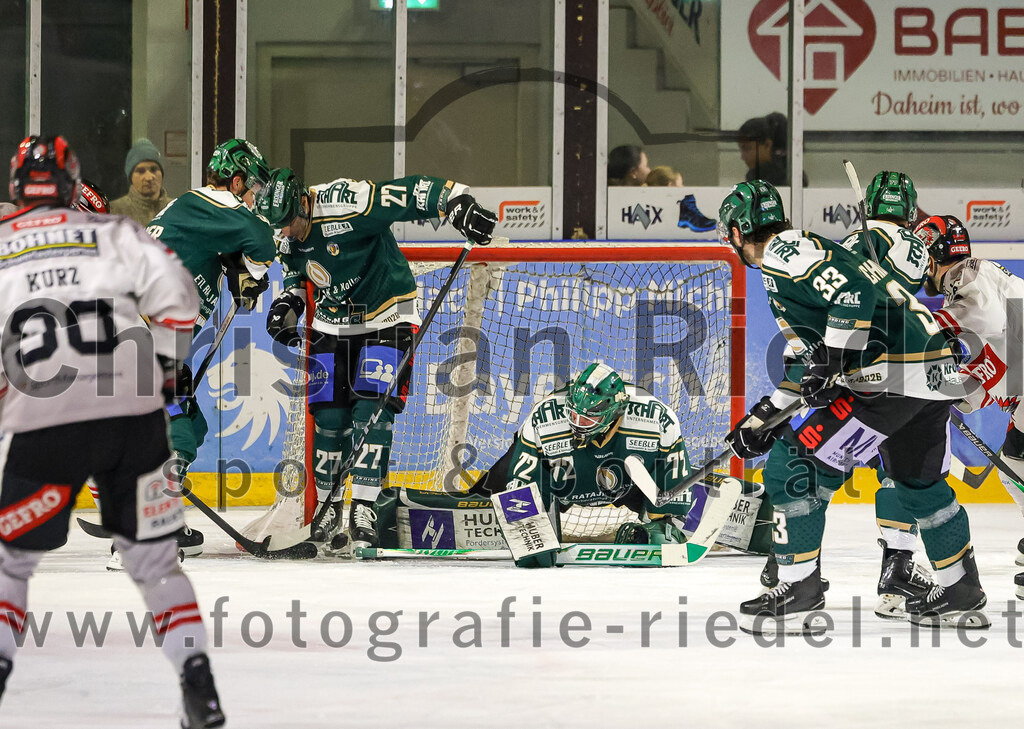 2026-02-08_082_TSV_Erding_gegen_ECDC_Memmingen_Indians | Erding, Deutschland, 08.02.2026:Eishockey, Oberliga Süd 2025 / 2026, 45. Spieltag, TSV Erding gegen ECDC Memmingen Indians, Endergebnis: Foto: Christian Riedel / fotografie-riedel.net