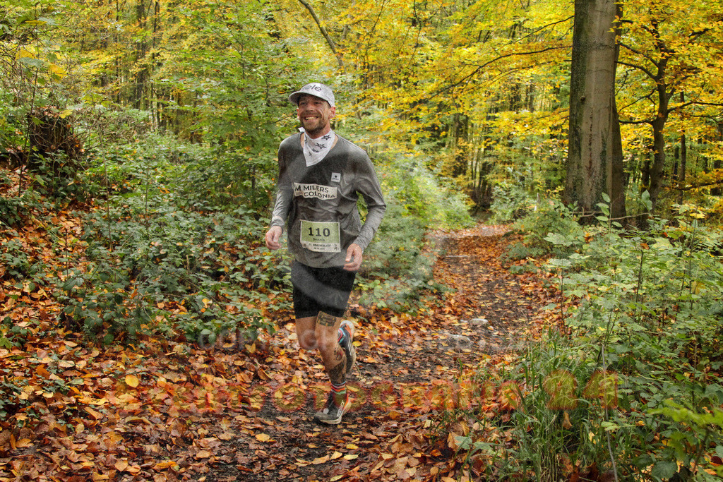 251026_1209_EV4_4567 | Sportfotografie im Rhein-Sieg Kreis, Köln, Bonn, NRW, Rheinland Pfalz, Hessen, etc. Unser Tätigkeitsfeld umfasst den Laufsport vom Volkslauf über den Marathon, Duathlon, Triathon bis zum Ultralauf wie Kölnpfad Ultra oder Schindertrail.