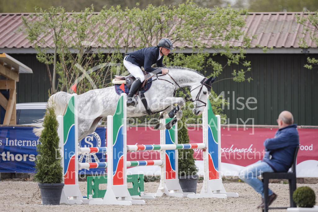 220426_Mühlen_SprPfA2-300 | Late Entry Mühlen
26.04.2022
02 Springpferde-A** 4-6j