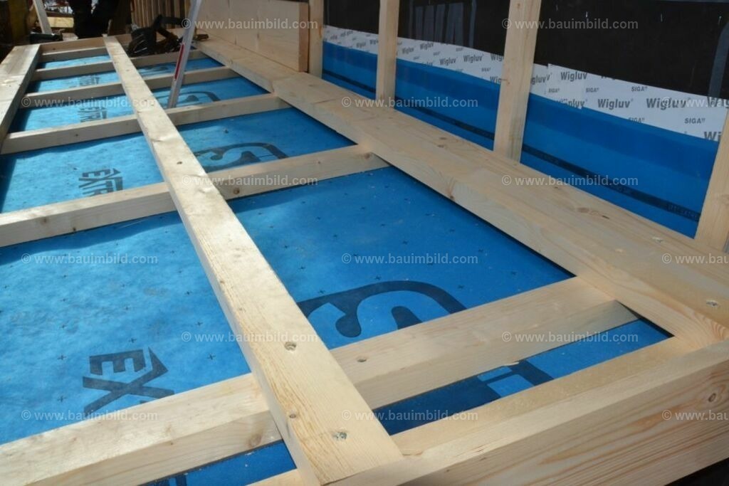 bib-lg09-holzbau-0233 | Nach LV-Leistungsgruppen sortierte Detailfotos über den Bau eines Hauses. Alle Hausbau-Bilder direkt vom Urheber und Autor der Website Haus-Selber-Bauen.com