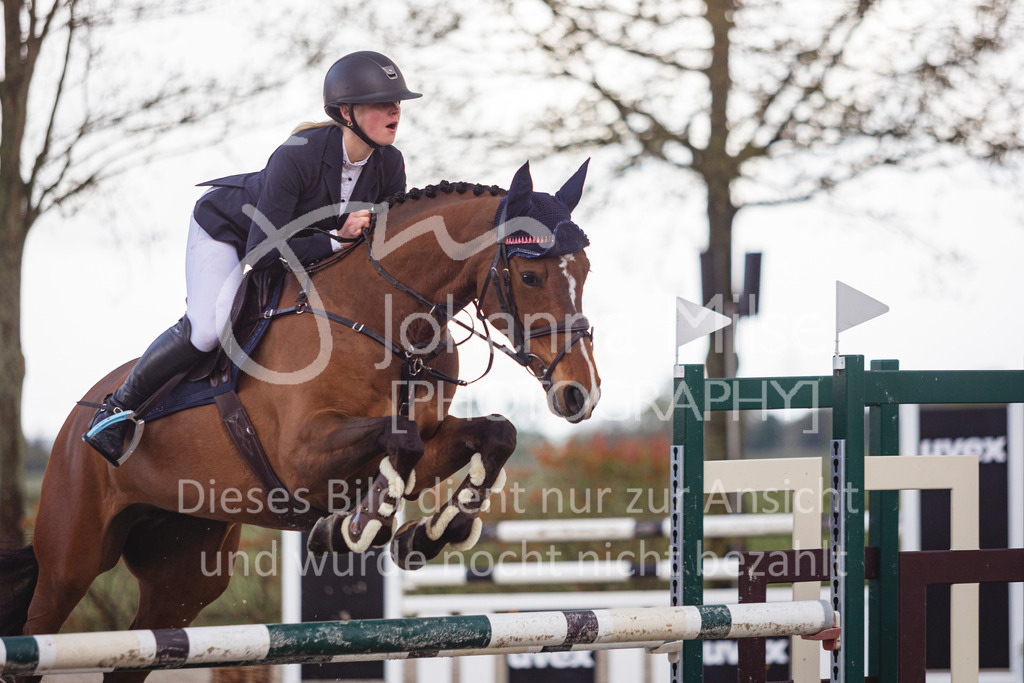 240424_Lemwerder_Stil-L-257 | Deine schönsten Turniermomente als professionelle Fotos! Entdecke hochwertige Pferdesport-Fotografie im Online-Shop. Jetzt Fotos finden & bestellen!