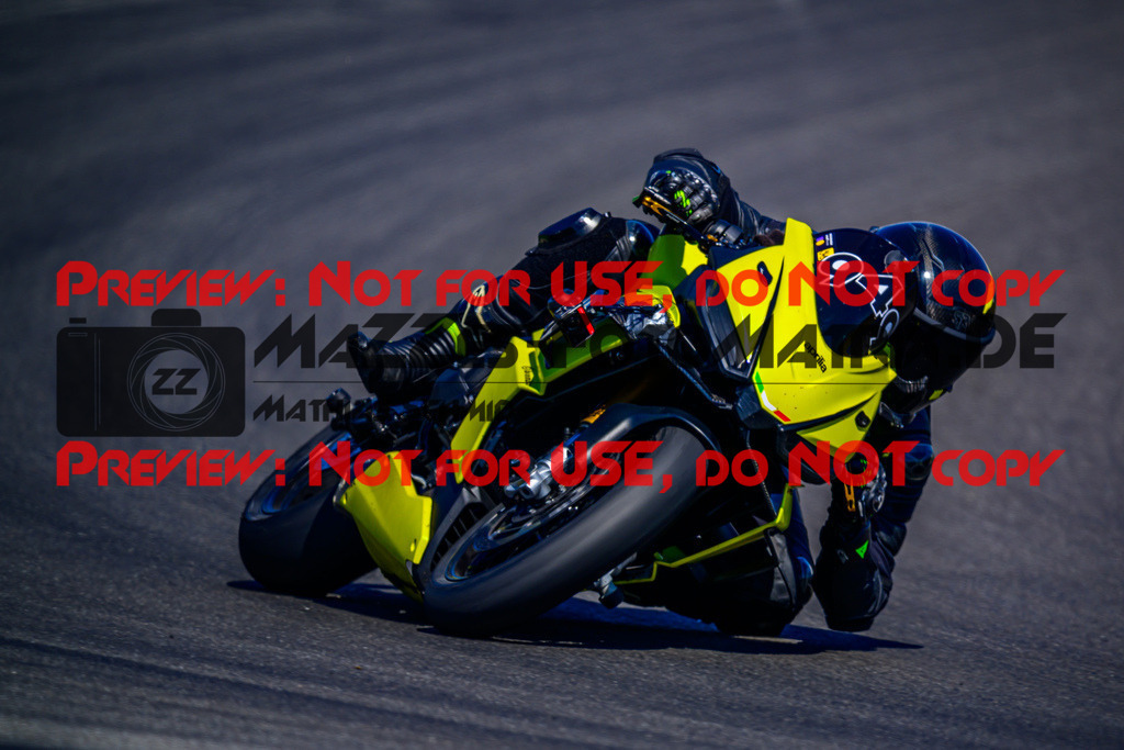 MaZZes_Fotomatrix_20250519_6007705_7236-2 | GELB