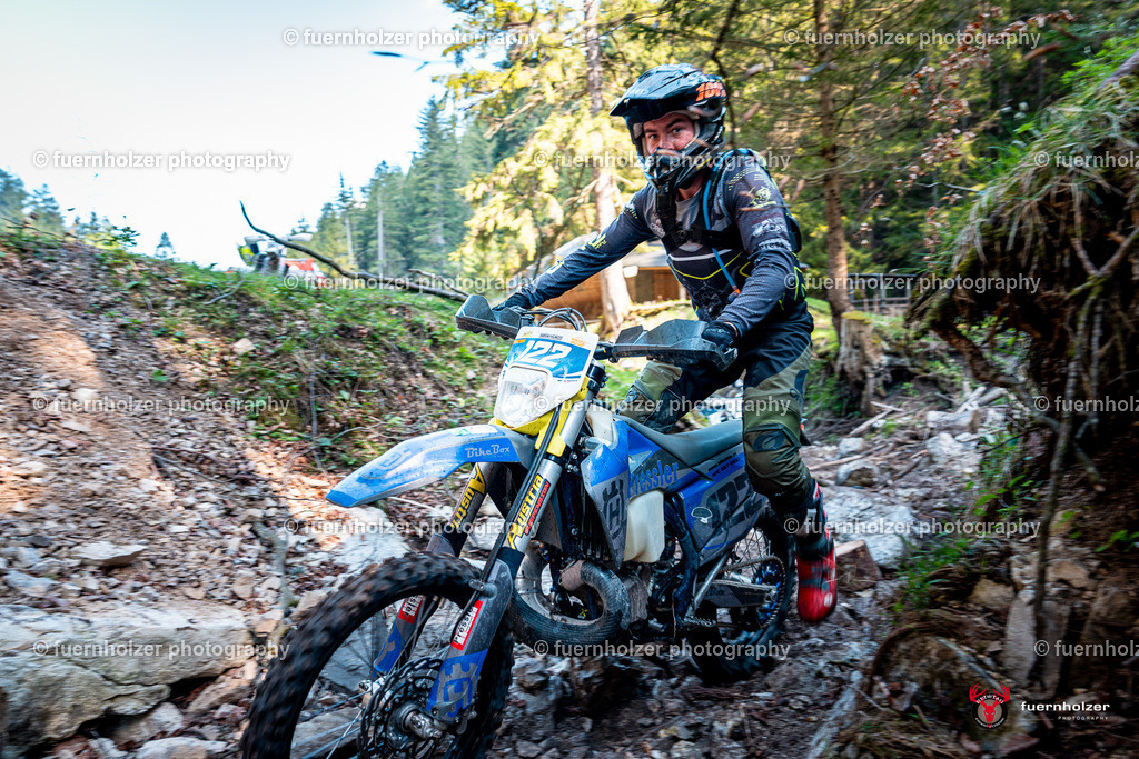 fuernholzer_250501-C1-261 | Fotografische Impressionen von der Red Stag Enduro Extreme by fuernholzer-photography.com. Endurosport in Österreich fotografisch festgehalten von fuernholzer. Auftragsfotografie für Private, Gewerbefotos und Industriefotografie. Eventfotografie, Sportfotografie und Motorsportfotografie. Anbieter von Fotoworkshops, Fototraining, fotografischen Vorträgen und Fotoseminaren.