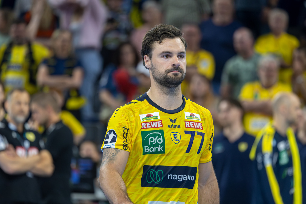 HBL (Handball-Bundesliga), Saison 2025/26, 33. Spieltag: Rhein-Neckar Löwen gegen TSV Hannover-Burgdorf | HBL (Handball-Bundesliga), Saison 2025/26, 33. Spieltag: Rhein-Neckar Löwen gegen TSV Hannover-Burgdorf***Dani Baijens (77, Rhein-Neckar Löwen) - Realisiert mit Pictrs.com