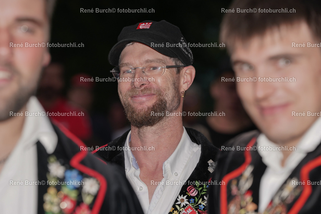DSC08233-2 | René Burch leidenschaftlicher Fotograf aus Kerns in Obwalden.  Hier finden sie Sport, Landschaft und Natur Fotografie.
 - Realisiert mit Pictrs.com