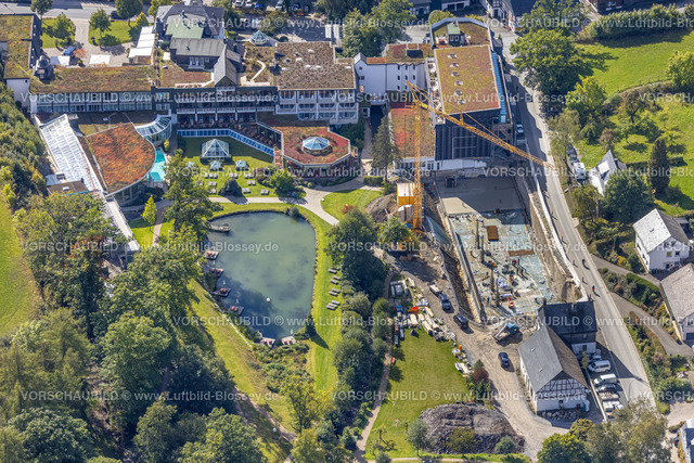 Schmallenberg220903915 | , Luftbild, Romantikhotel Deimann, Baustelle Umbau und Renovierung, Winkhausen, Schmallenberg, Sauerland, Nordrhein-Westfalen, Deutschland