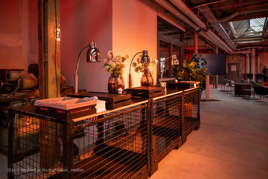 wwb_1864 | <Fotografie> <Video> <Film> <Winfried Bischoff> - Realisiert mit Pictrs.com