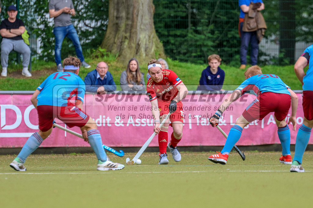 MJ_2023-05-07 - M - RWK - UHC-26 | Christopher Rühr (Rot-Weiss Köln #17), Rot-Weiss Köln - UHC Hamburg am 7.5.2023 im KTHC Hockeypark, Köln
