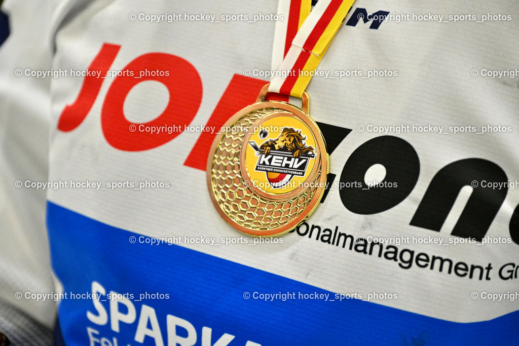 ESC Sparkasse Steindorf Meister 2025/26 | Meister Medaille KEHV, ESC Sparkasse Steindorf Meister 2025/26, ESC Sparkasse Steindorf Meister 2025/26 am 08.03.2026 in Althofen (Stadthalle Althofen), Austria, (Photo by Bernd Stefan)