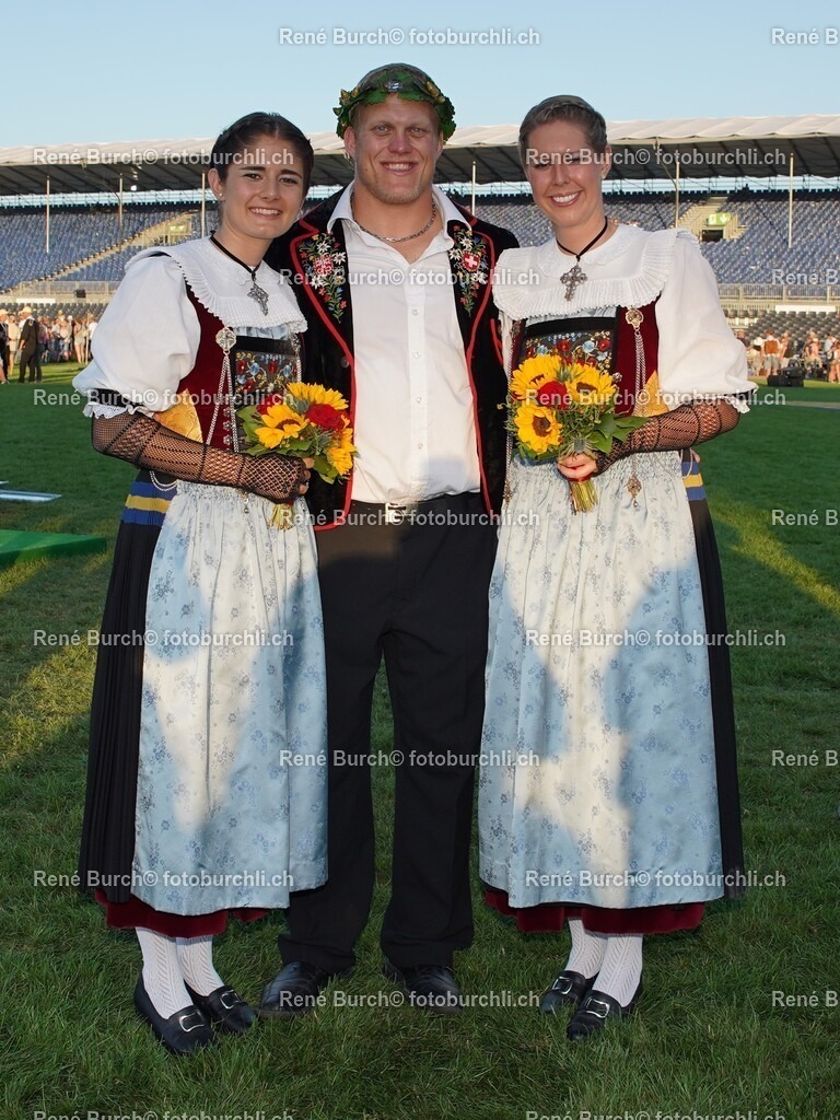 DSC09428 (2) | René Burch leidenschaftlicher Fotograf aus Kerns in Obwalden.  Hier finden sie Sport, Landschaft und Natur Fotografie.
 - Realisiert mit Pictrs.com