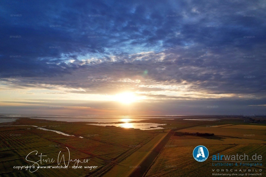 HattstedterKoog  & BeltringharderKoog | Entdecken Sie atemberaubende Luftbilder und Fotografien auf airwatch.de - Tauchen Sie ein in eine Welt voller faszinierender Aufnahmen aus der Vogelperspektive.