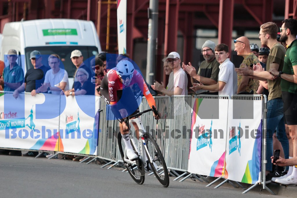 SES_DEUTOU20250820-180 | bond - Realisiert mit Pictrs.com