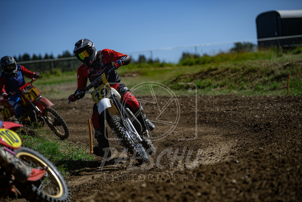Twin (27) | Paeschuphoto Shop - Wer nicht sucht der auch nicht findet.Ob Motocrossbilder oder von einem besuchtem Spiel, Hauptsache Action. - Realisiert mit Pictrs.com