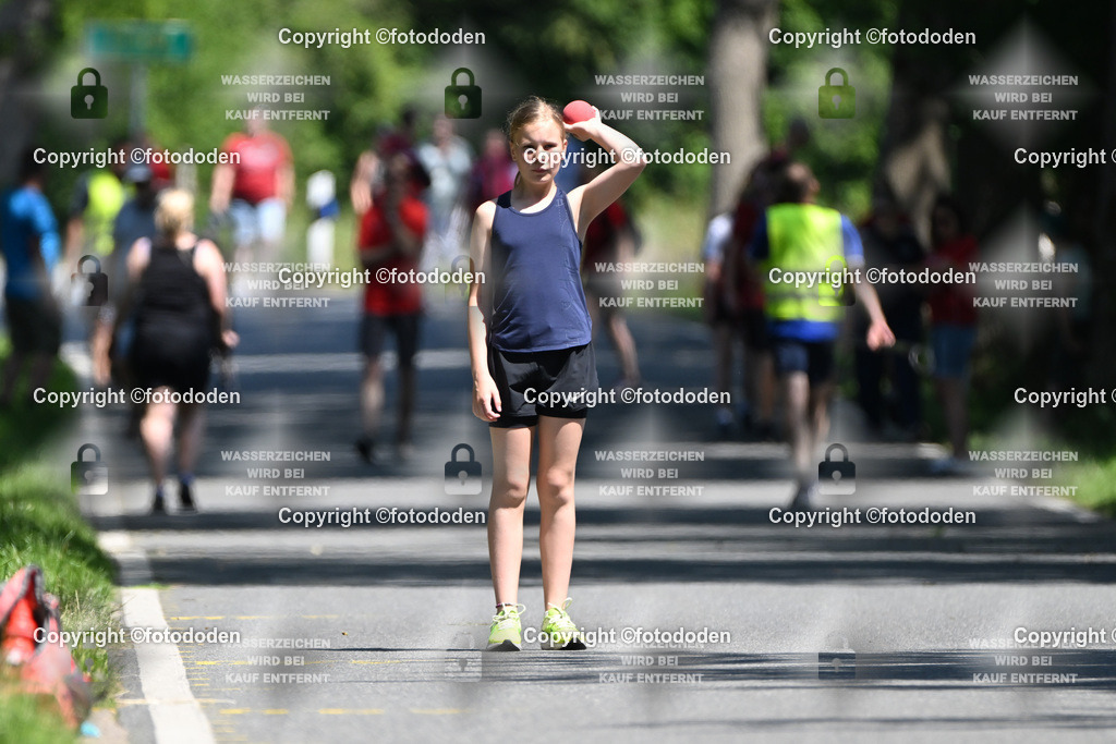 DSC_1131 | Fenna Fröhling / Collrunge BW / wJD Gummi