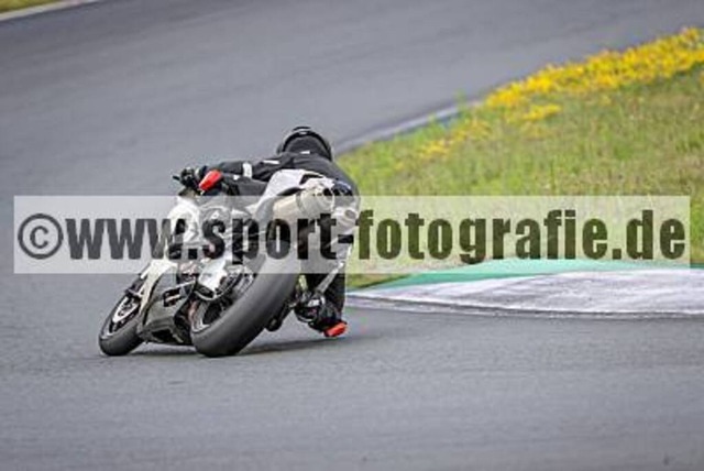 spof3079 | Professionelle Fotos von Sportveranstaltungen, aber auch Hochzeiten und anderen Events. - Realisiert mit Pictrs.com