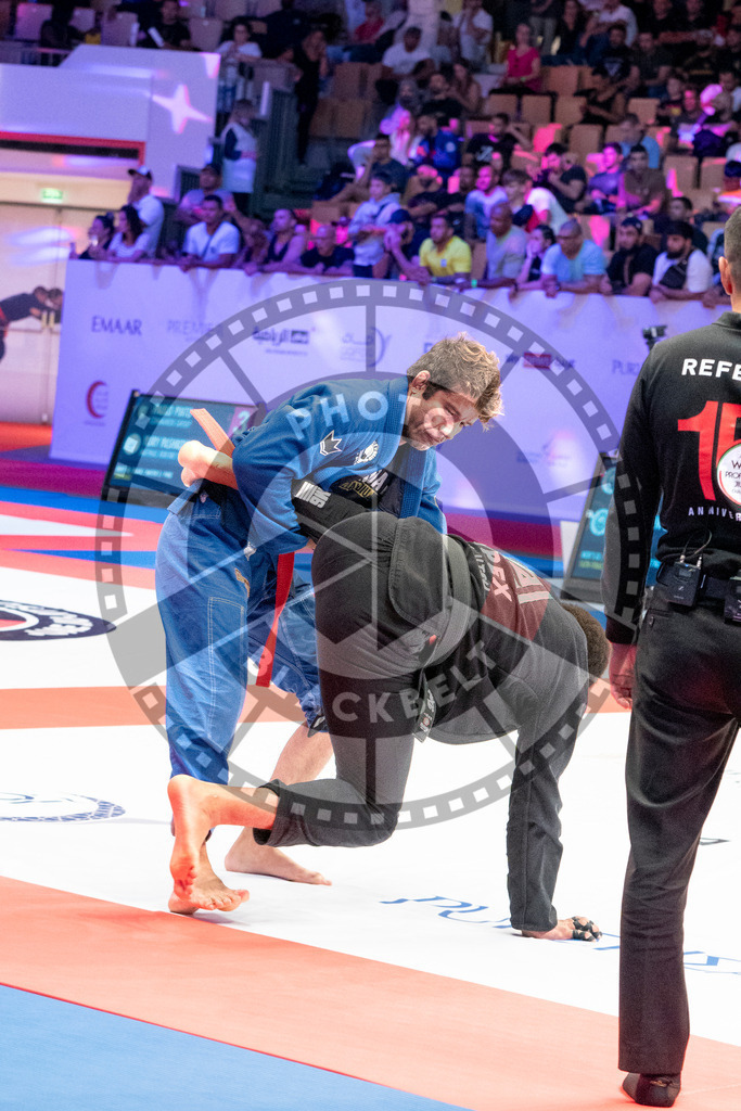 20231107PBB5433 | Fighters compete during the AJP World Master Championship in the Mubadala Arena in Abu Dhabi, Arab United Emirates, on November 7, 2023.